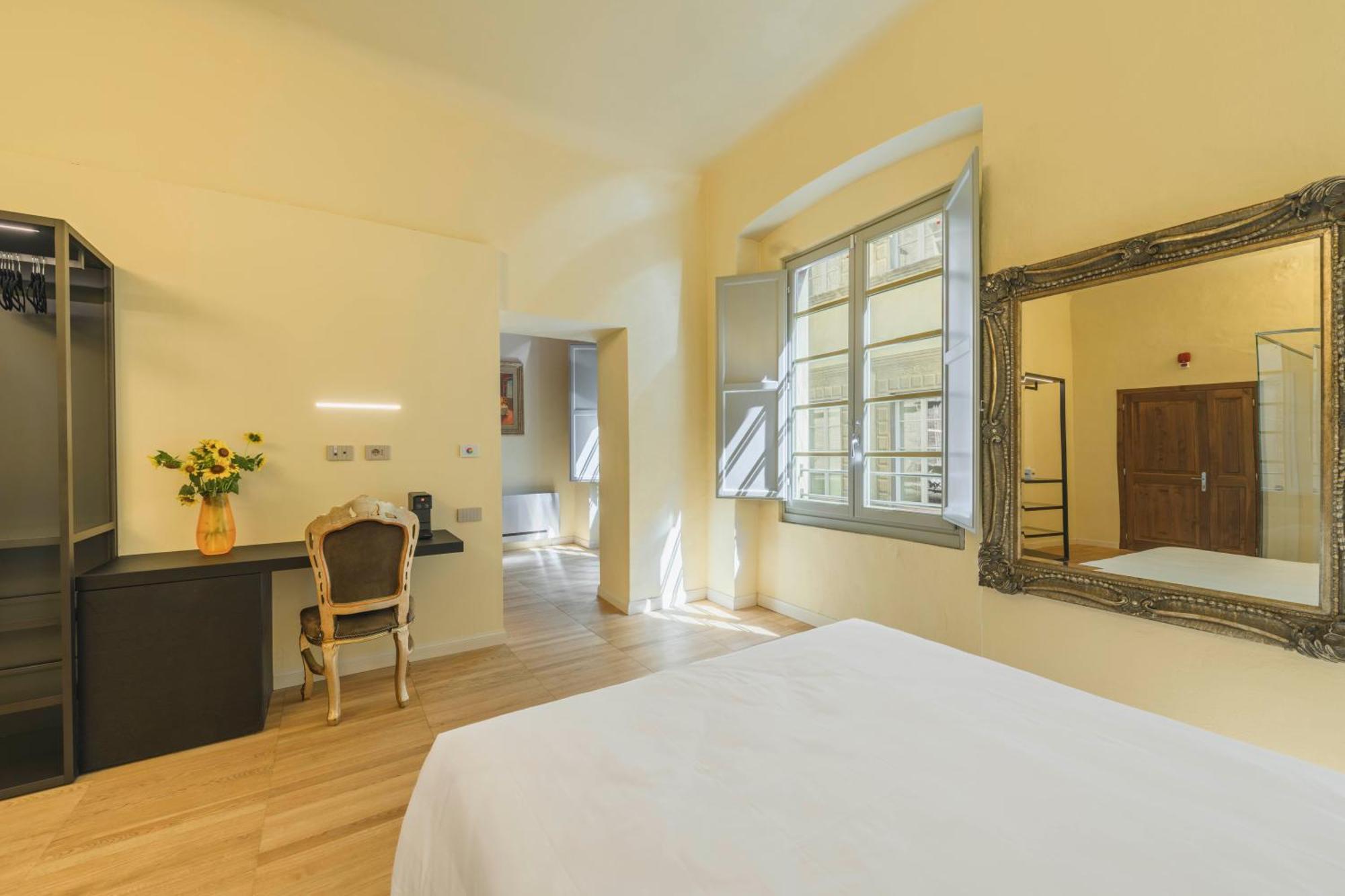 Palazzo Patrizi Suites & Spa เซียนา ภายนอก รูปภาพ