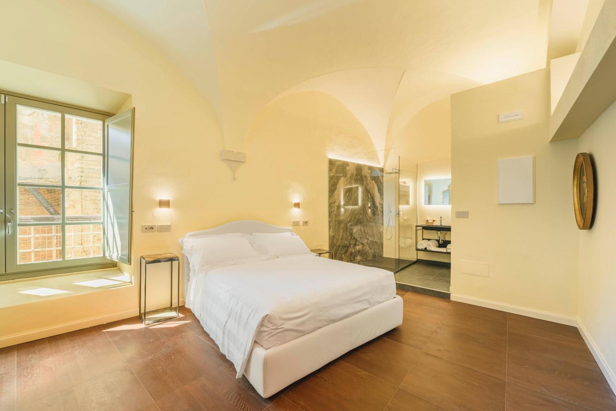 Palazzo Patrizi Suites & Spa เซียนา ภายนอก รูปภาพ