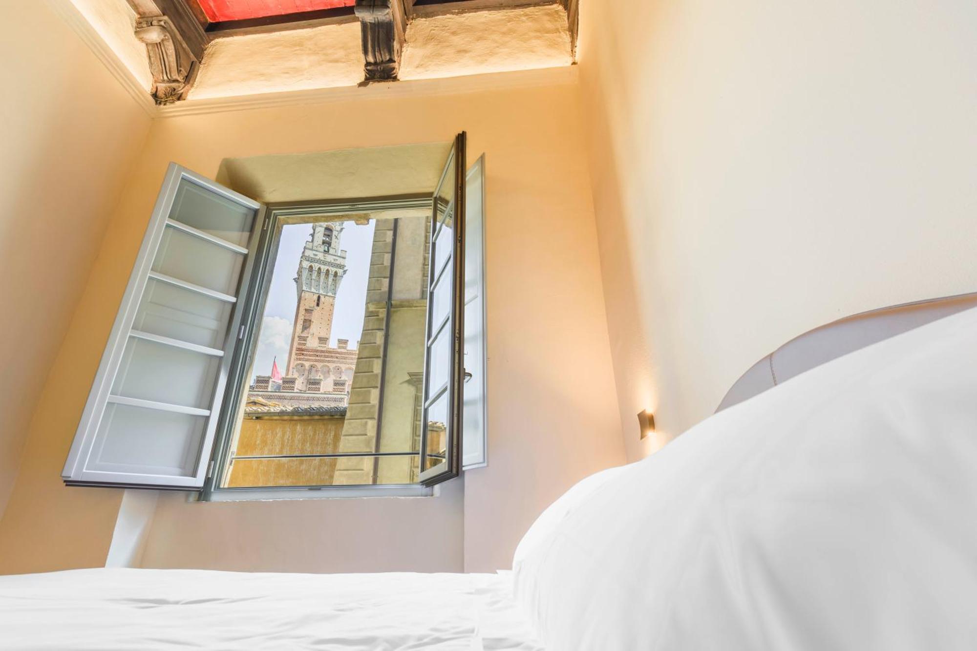 Palazzo Patrizi Suites & Spa เซียนา ภายนอก รูปภาพ